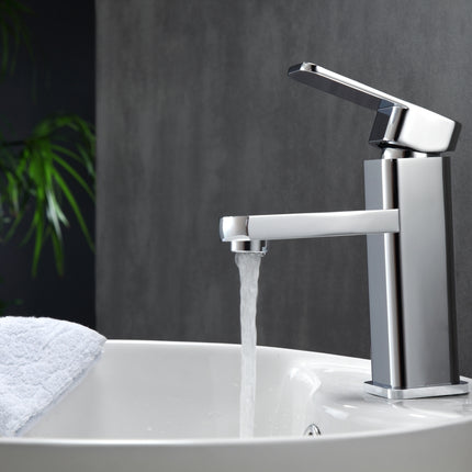 Kube Bath Aqua Soho Single Lever Wide Spread Bathroom Vanity Faucet – Chrome Kube Bath