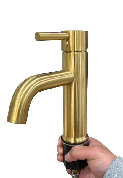 Zuuz Elegante Single Hole Faucet Lead Free Brass Durable Finish - Plumbing Market